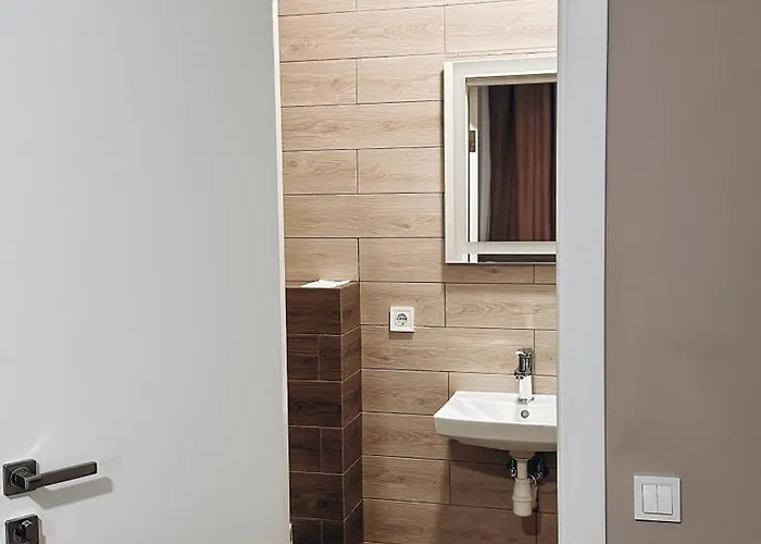 Апартаменти Dovha Львів