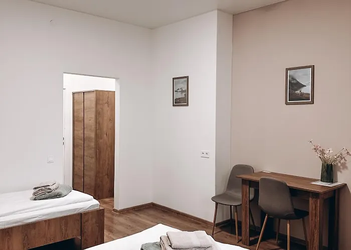 Апартаменти Dovha Львів